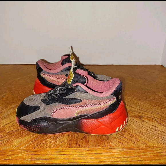 PUMA RS-X 3 SONIC THE HEDGEHOG Size 8 C Shoes 374320-01 SEGA. - Picture 4 of 10